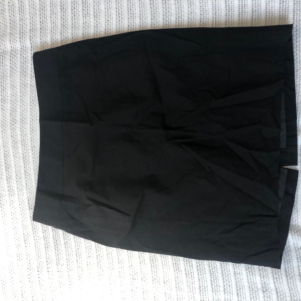 Banana Republic pencil skirt - 28" w 20" l
